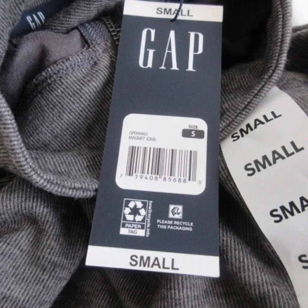 Gap Men's Long Sleeve Cozy/Soft Quarter Zip Mock Neck Pullover Gray Sz Small NWT
